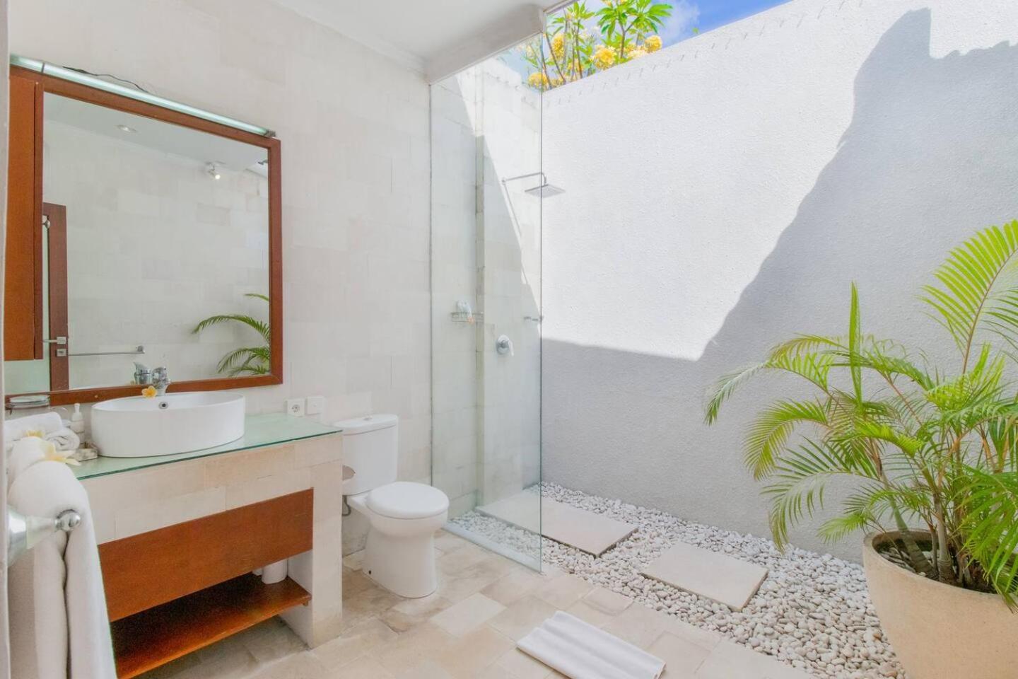 Heart Of Seminyak, 2Br, Sleeps 4, Walk To Bintang Villa Eksteriør bilde