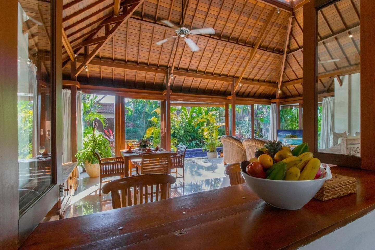 Heart Of Seminyak, 2Br, Sleeps 4, Walk To Bintang Villa Eksteriør bilde